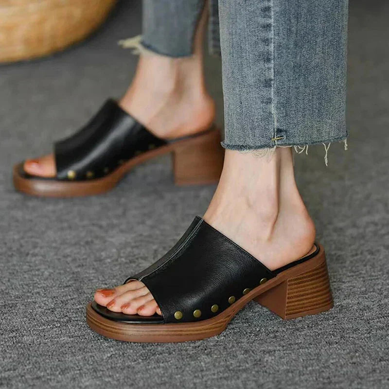 Chic Summer Sandal - Luxivelle