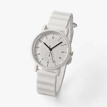 Fashionable Quartz Watch with Vibrant Silicone Strap
