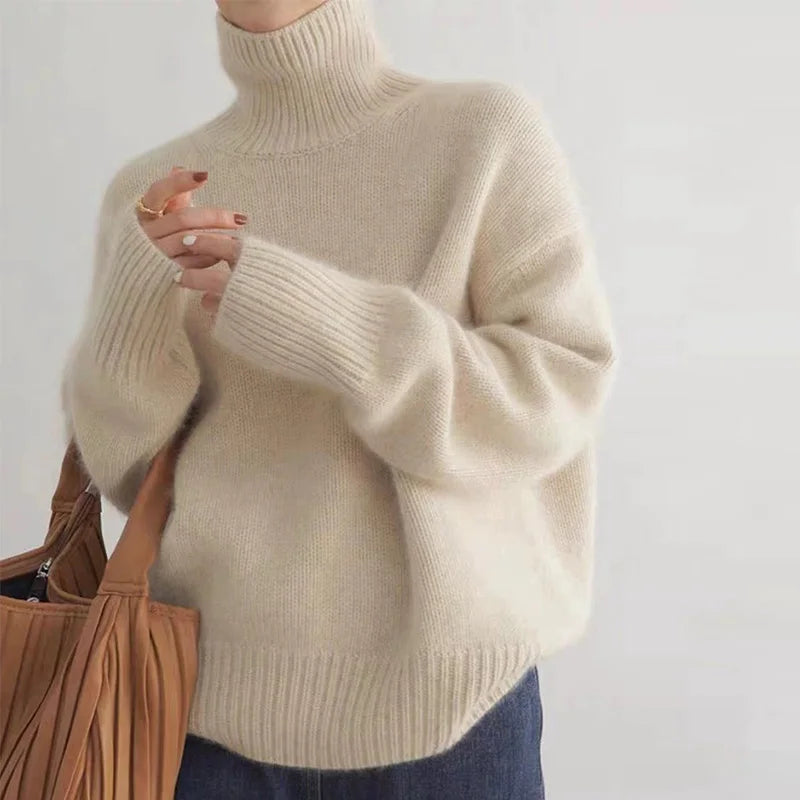 Grace | Fashionable turtleneck sweater