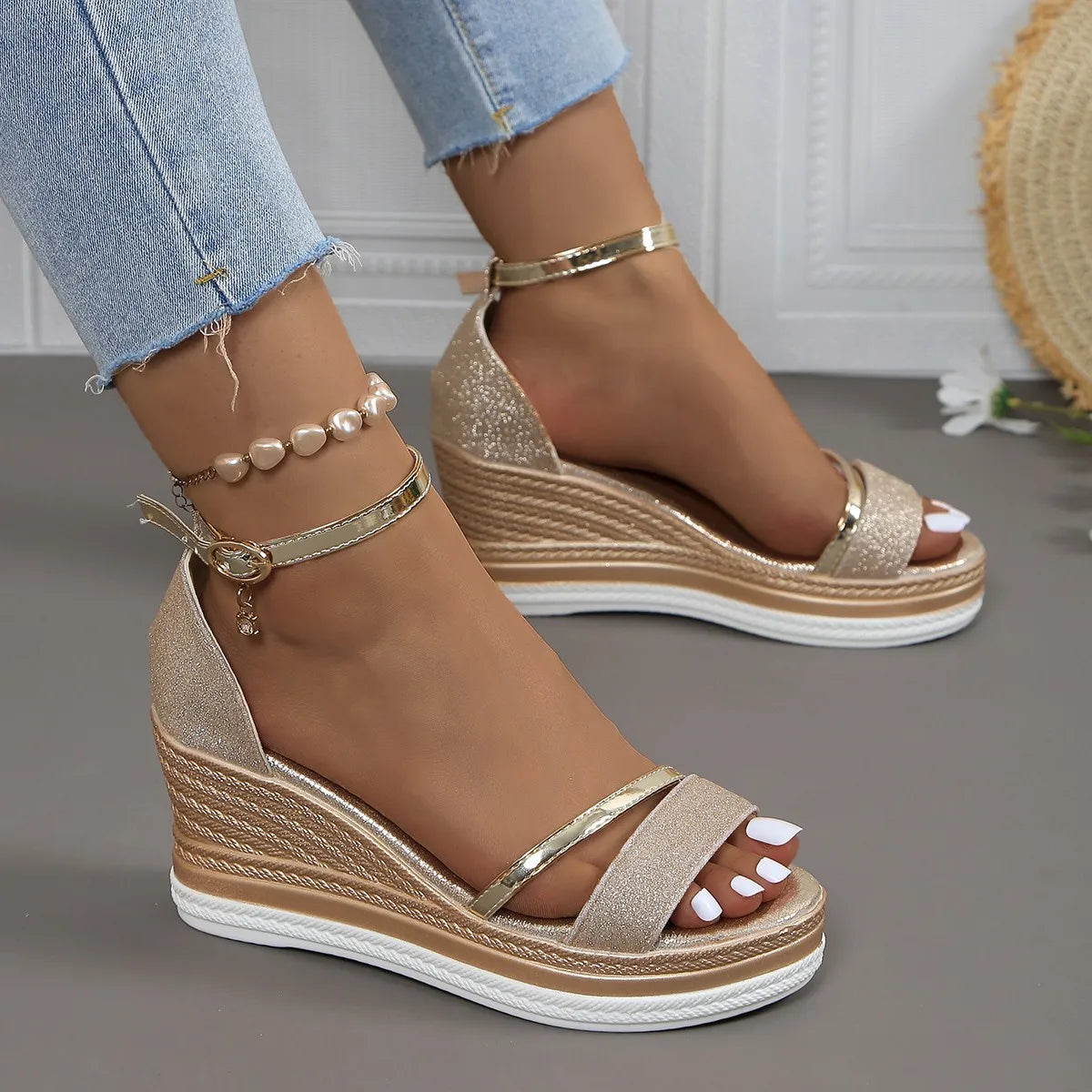 Comfortable Supportive Flat Sandals