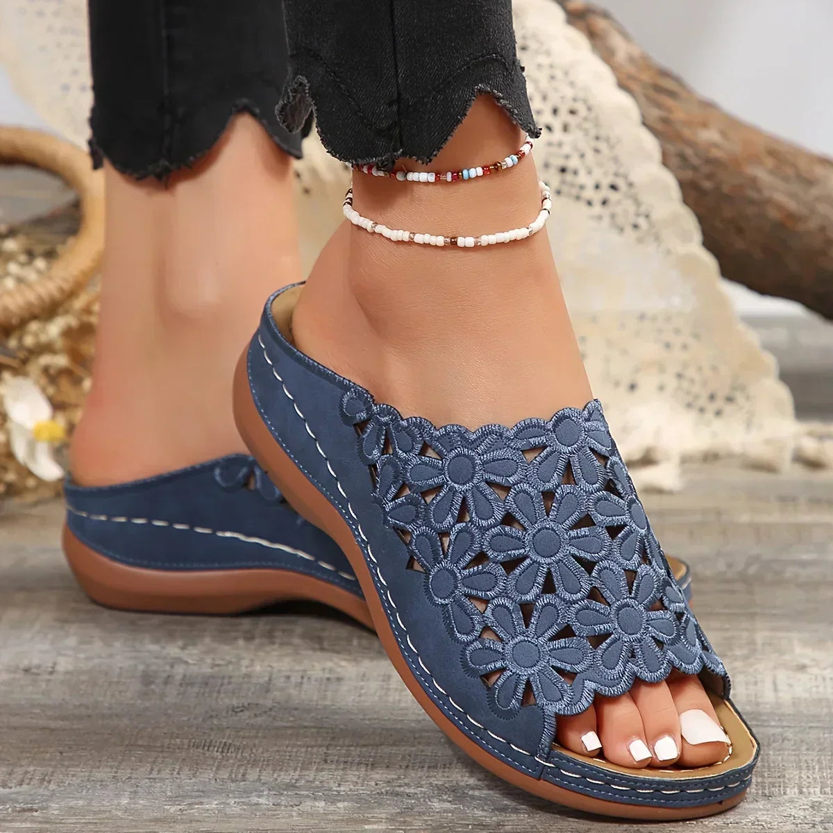 Pretty Flower Slide Sandals