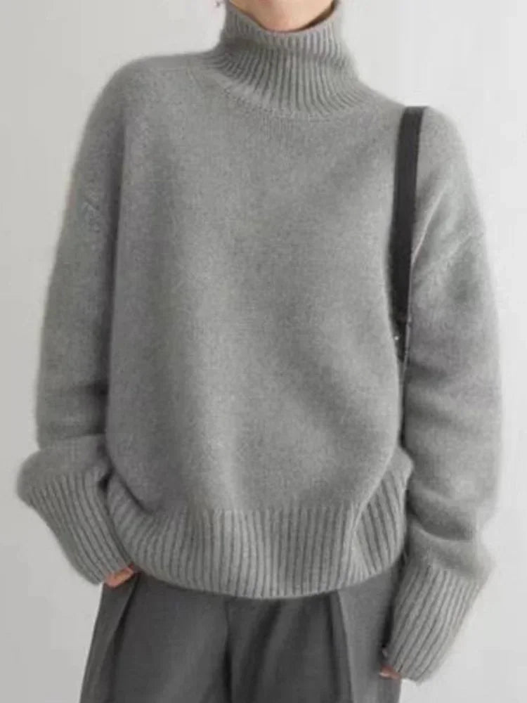 Grace | Fashionable turtleneck sweater