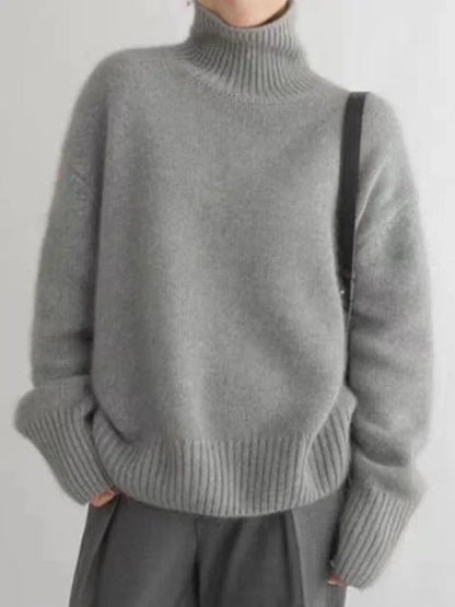 Grace | Fashionable turtleneck sweater
