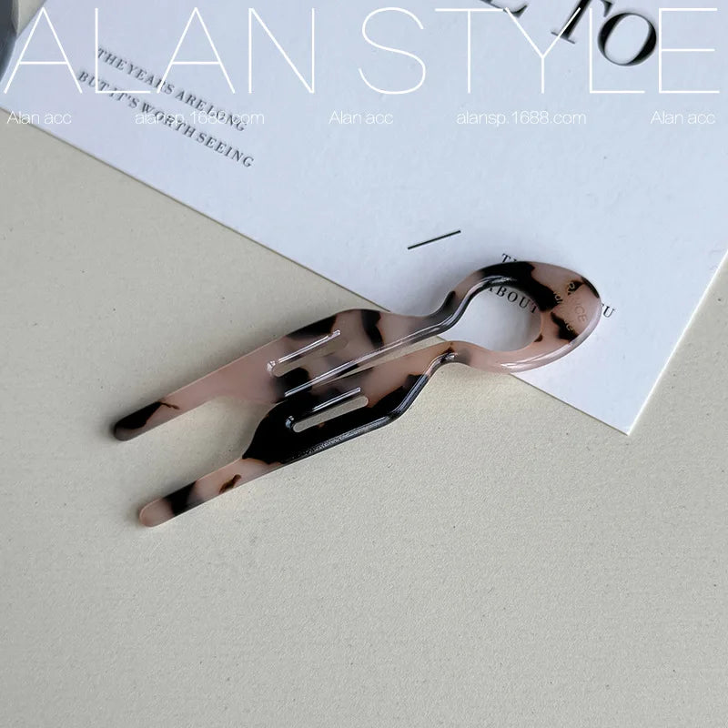 Slim Line Hollow Hair Clip