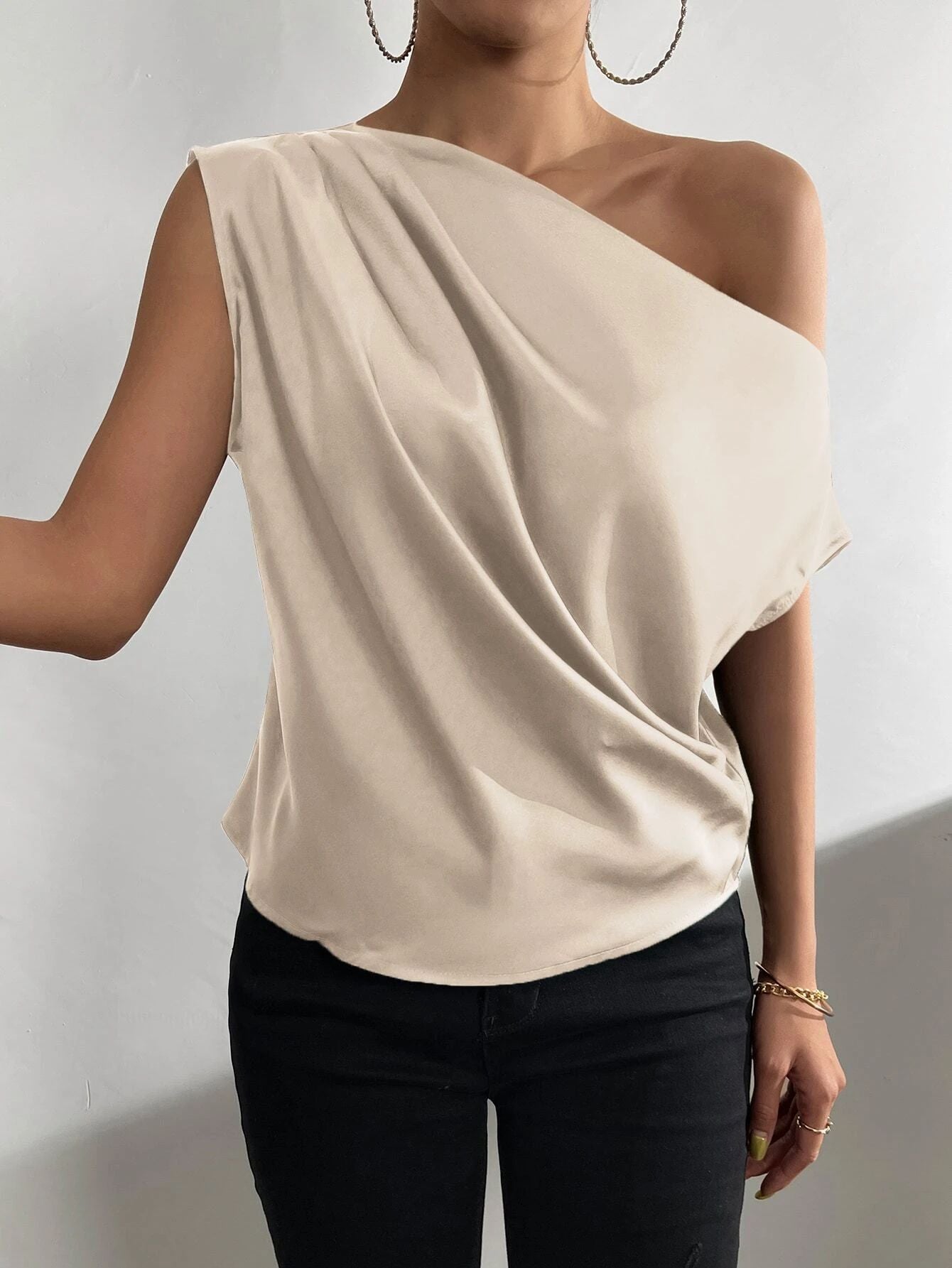 Chic Uneven One Shoulder Blouse - Luxivelle