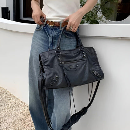Spacious Leather Tote Shoulder Bag for Ladies