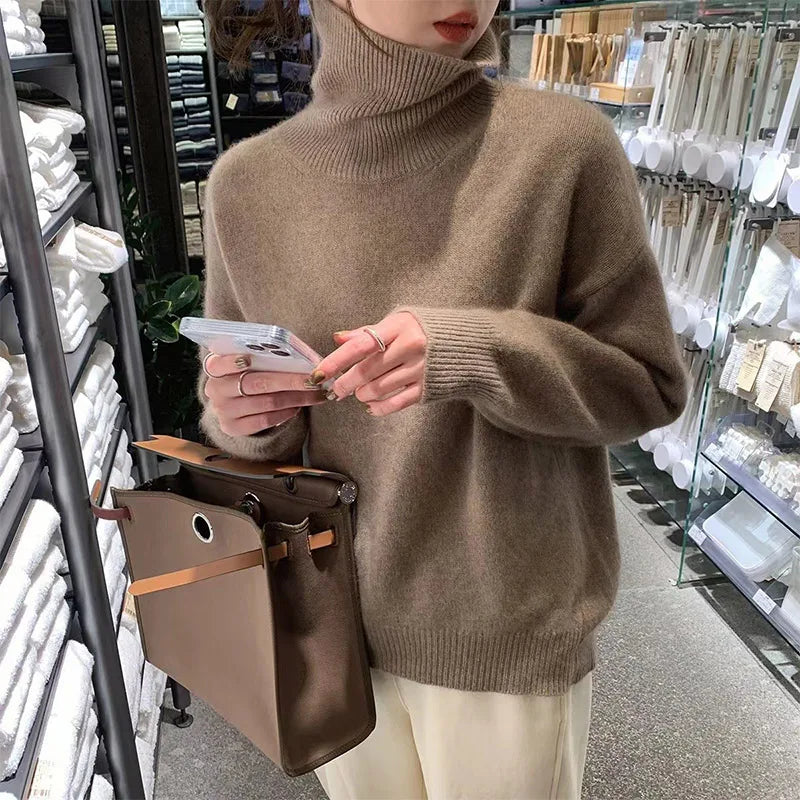 Grace | Fashionable turtleneck sweater