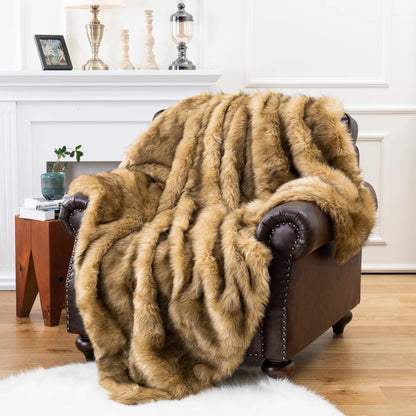 Plush Faux Fur Throw Blanket – Soft Cozy Home Decor - Luxivelle