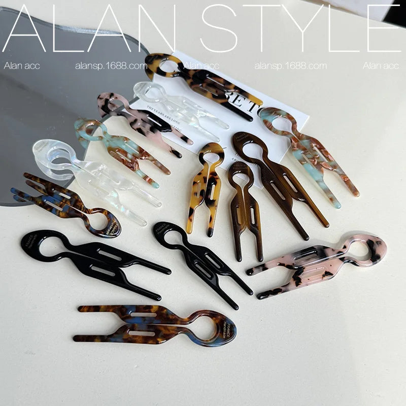 Slim Line Hollow Hair Clip