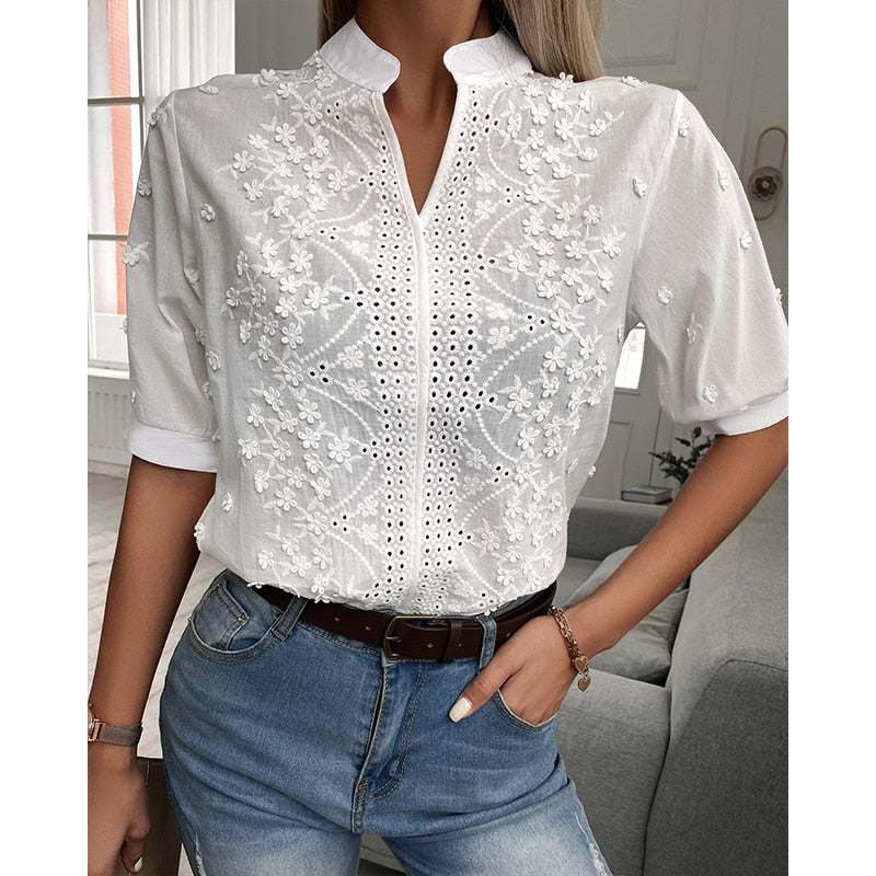 Feminine Low Neck Lace Top - Luxivelle
