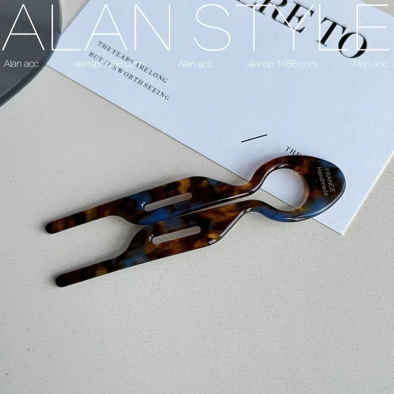Slim Line Hollow Hair Clip