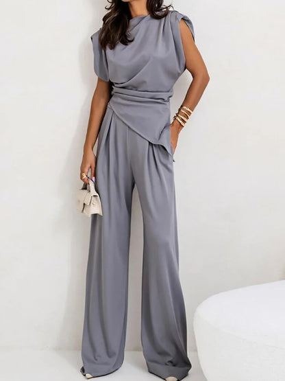 Sleek | Women's Outfit - Summer Holiday Clothes with Sleeveless Top and Wide-Leg Pants-3