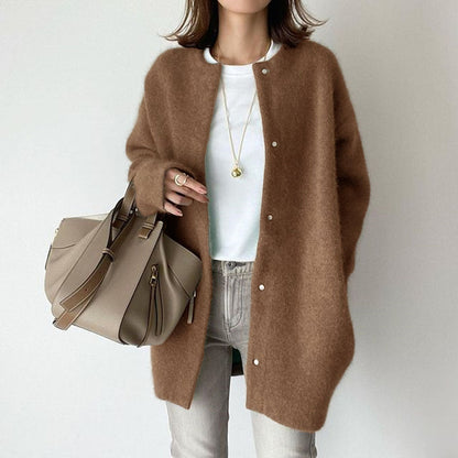 Soft Women's Wool Cable Knit Cardigan