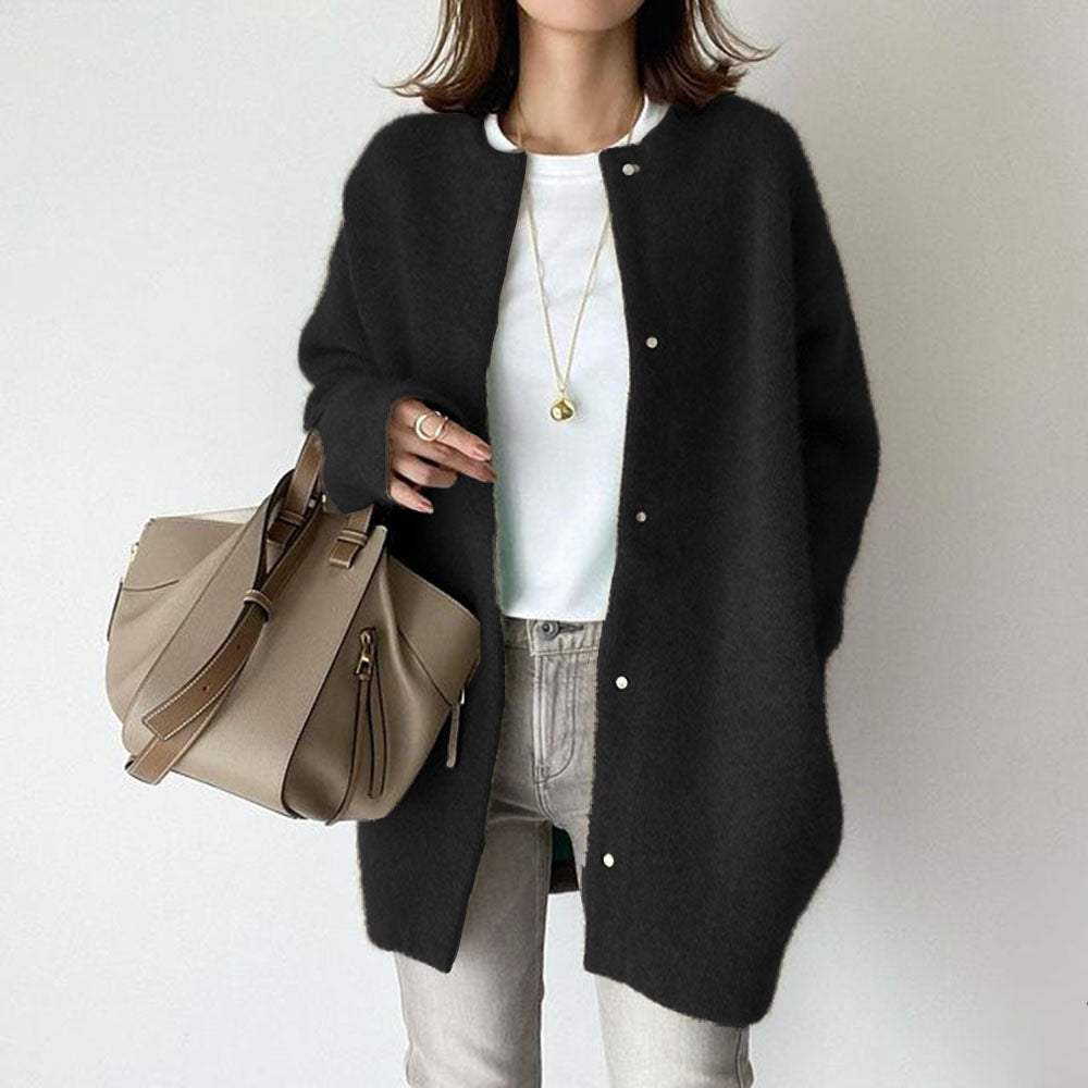 Soft Women's Wool Cable Knit Cardigan