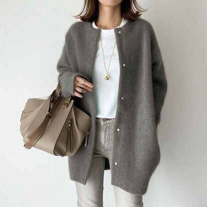 Soft Women's Wool Cable Knit Cardigan