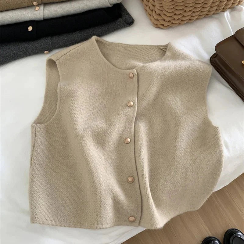 Tiziana | Elegant sleeveless vest