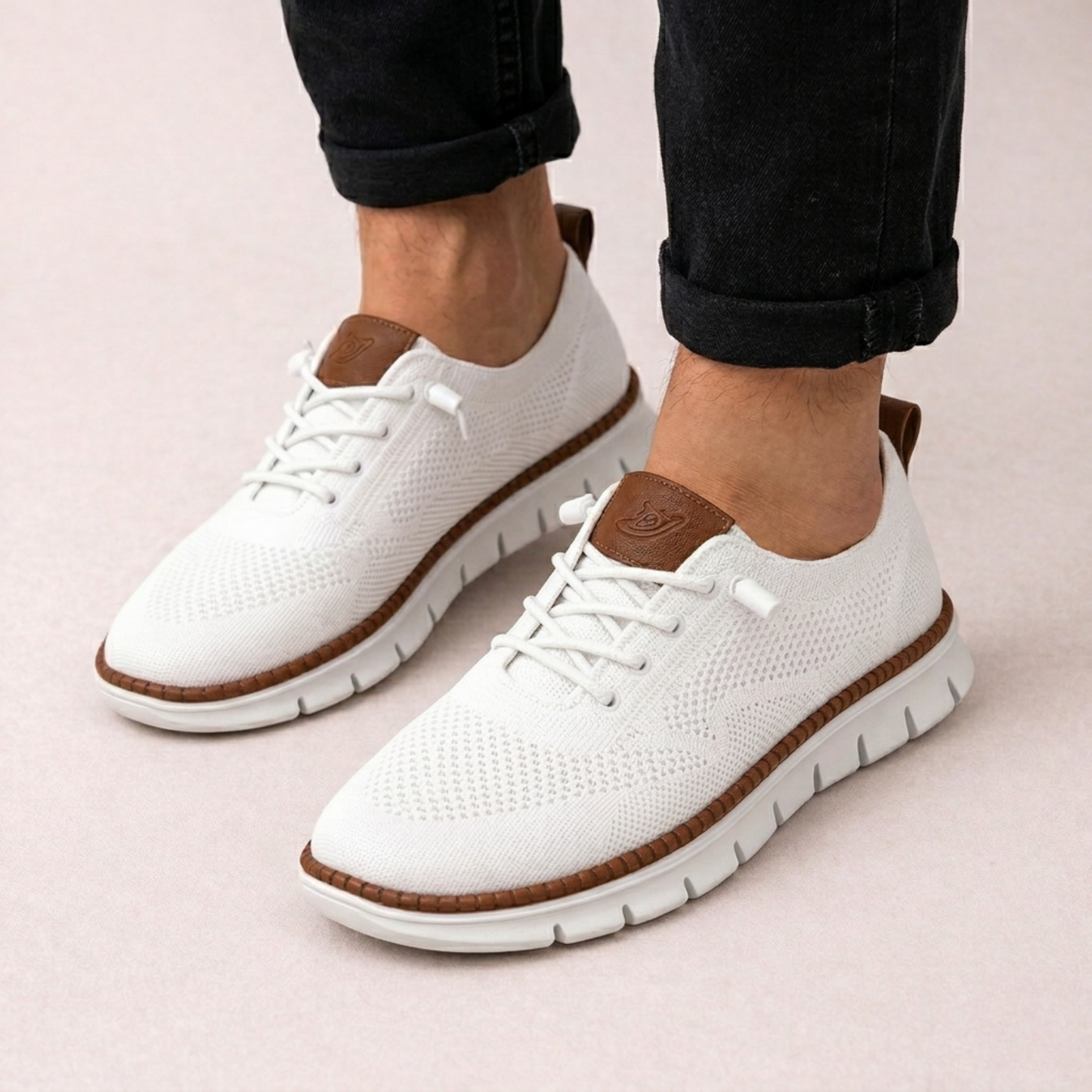 Tomas | Lightweight sneakers with good support 3