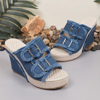 Fashionable High Heel Buckle Strap Sandals