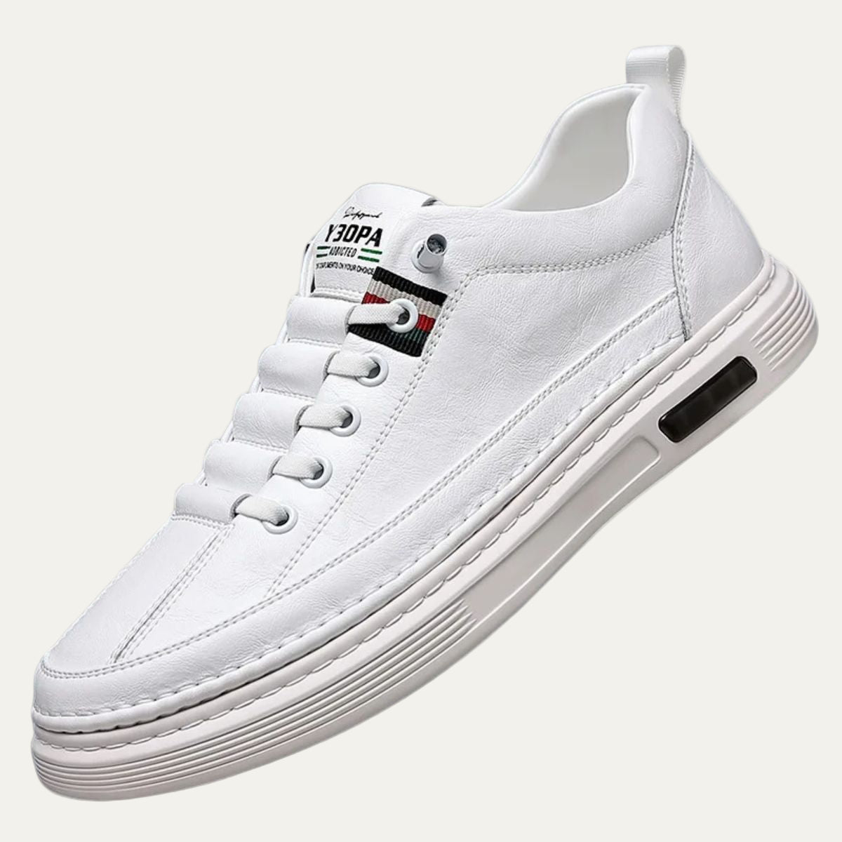 VogeLuxe | Men’s Casual Leather Low-Top Sneakers 1