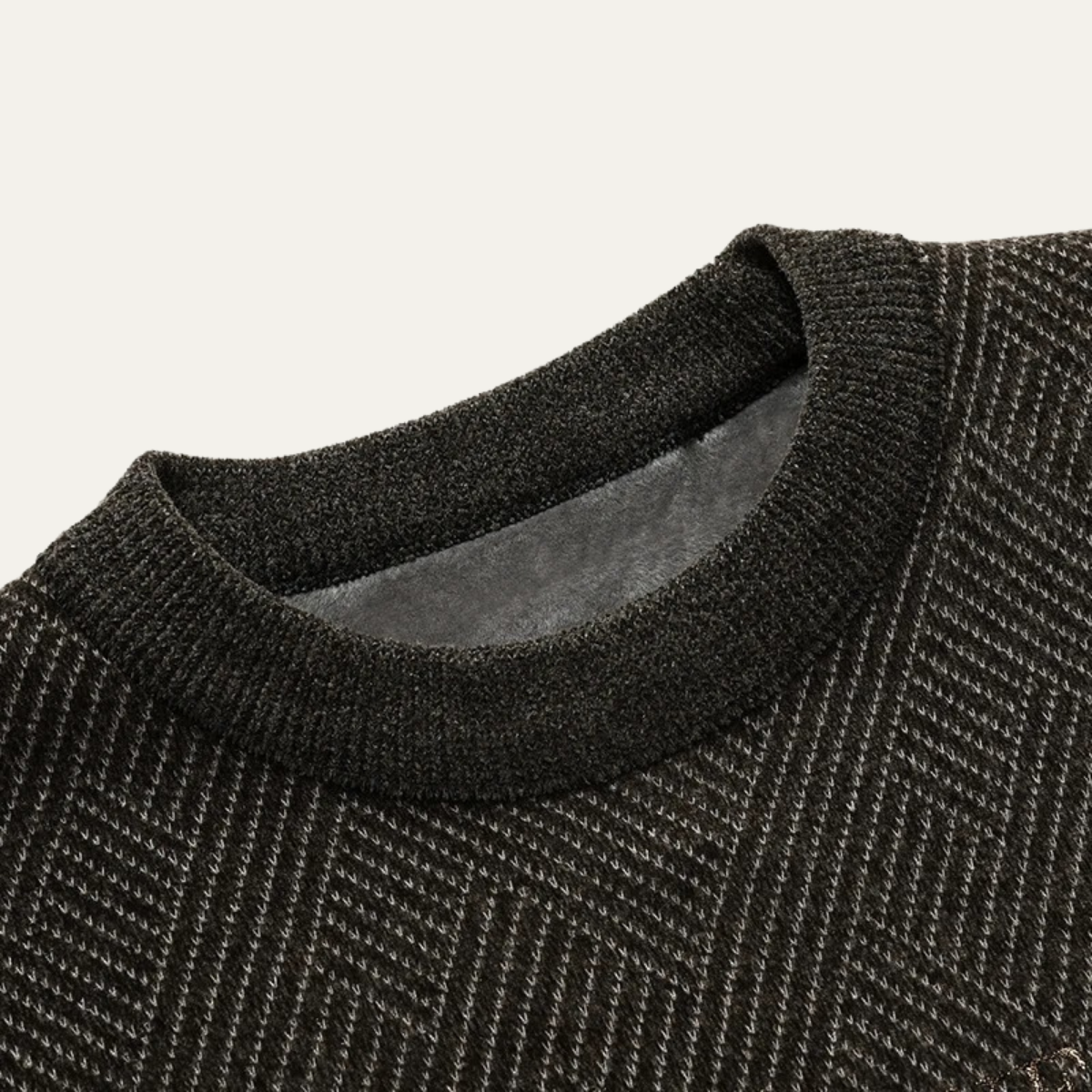 VogeLuxe | Men’s Chevron Knit Crewneck 2