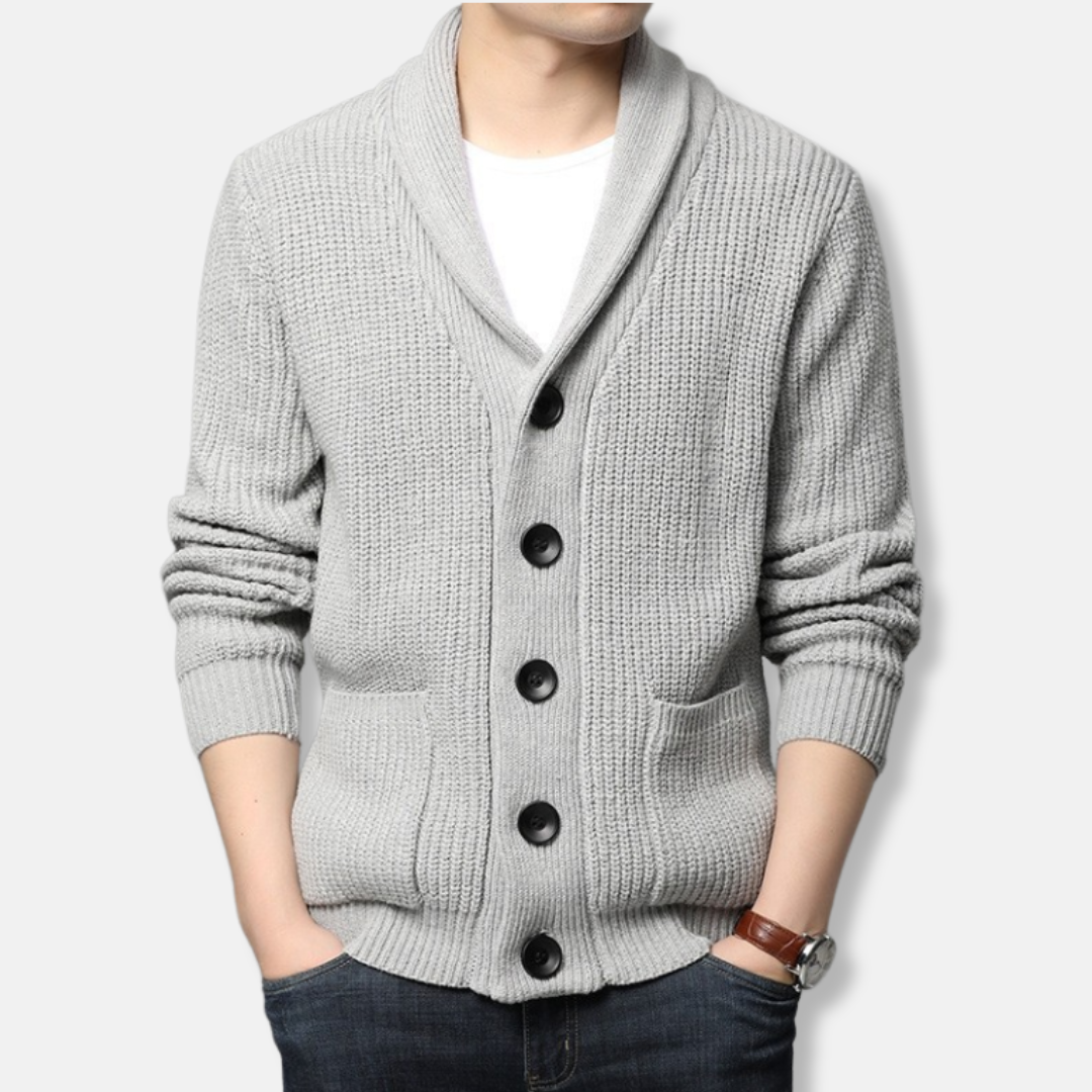 VogeLuxe | Men’s Chunky Knit Cardigan 4
