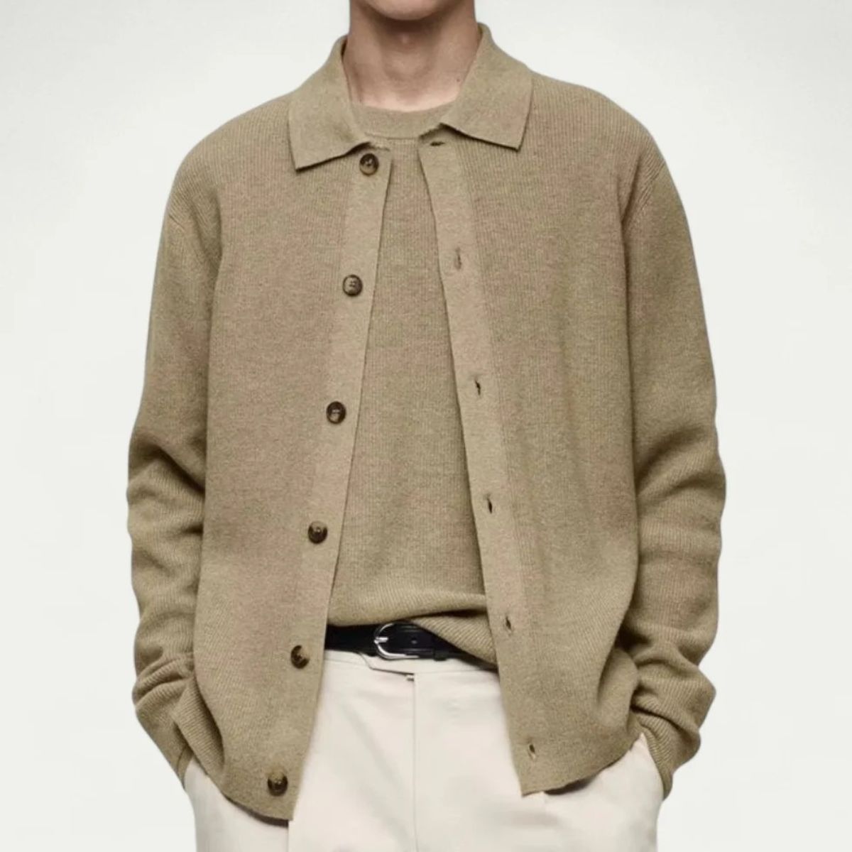 VogeLuxe | Men’s Classic Button-Up Cardigan 1