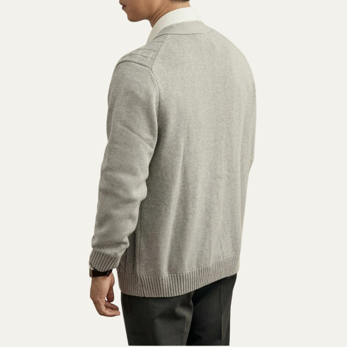 VogeLuxe | Men’s Classic Cable-Knit Cardigan 2