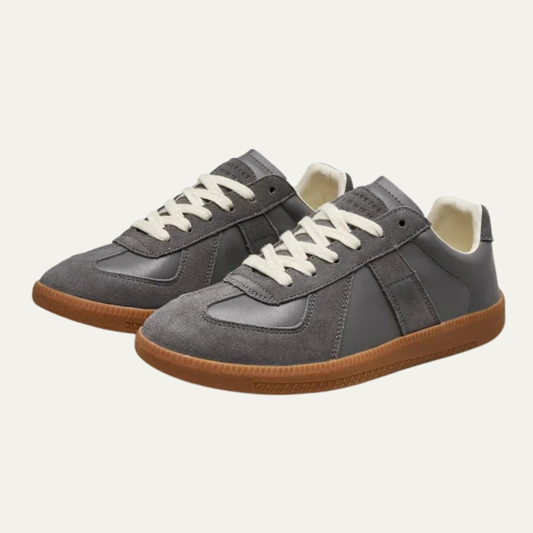 VogeLuxe | Men’s Classic Low-Top Sneaker with Leather 5