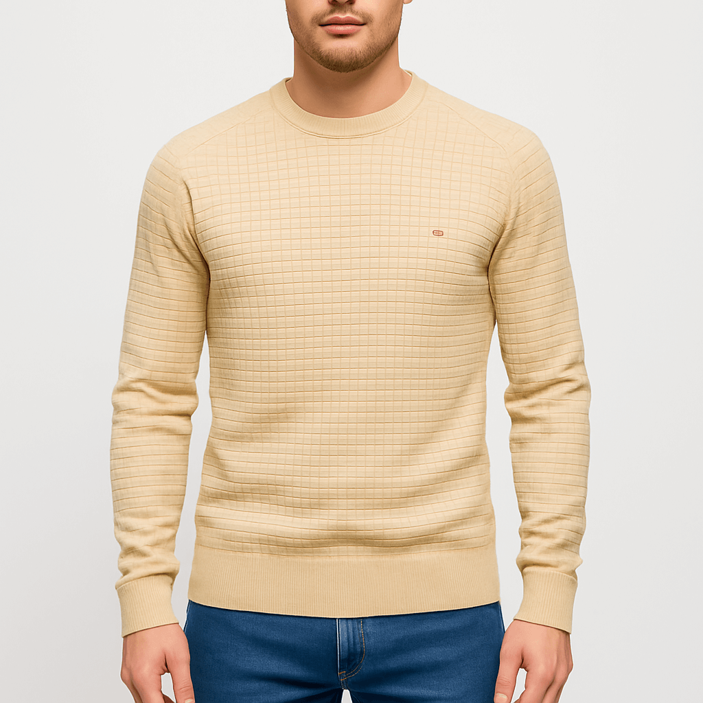 VogeLuxe | Men’s Classic Plaid Knit Sweater 4