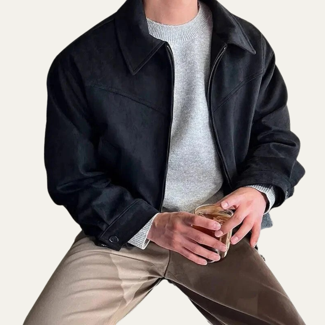 VogeLuxe | Men’s Cropped Full-Zip Trucker Jacket 3