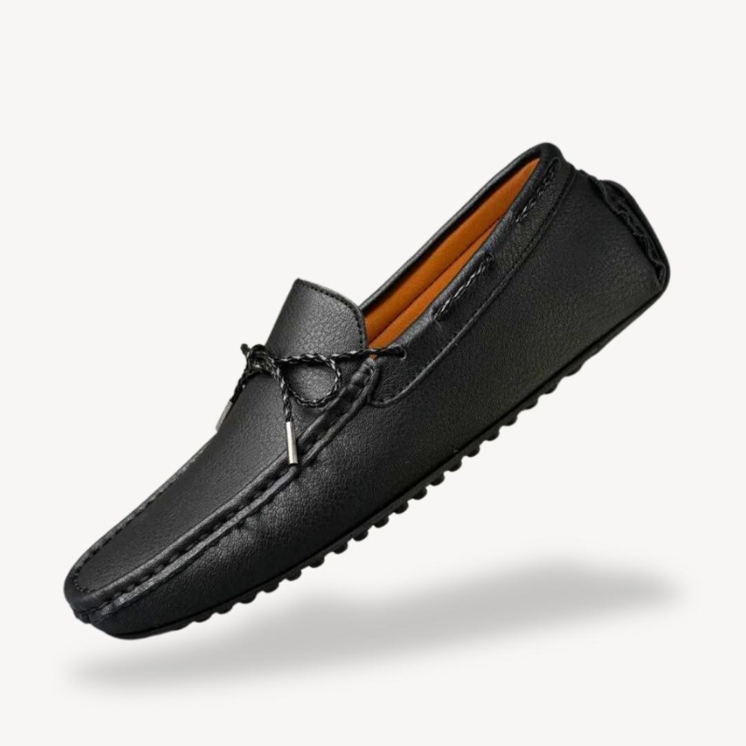 VogeLuxe | Men’s Distressed Suede Driving Moccasins 2
