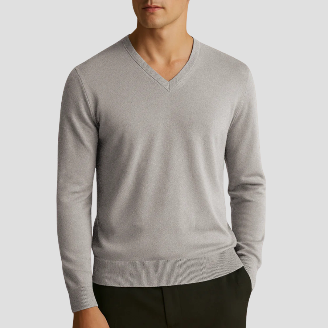 VogeLuxe | Men’s Fine-Knit V-Neck Pullover 6