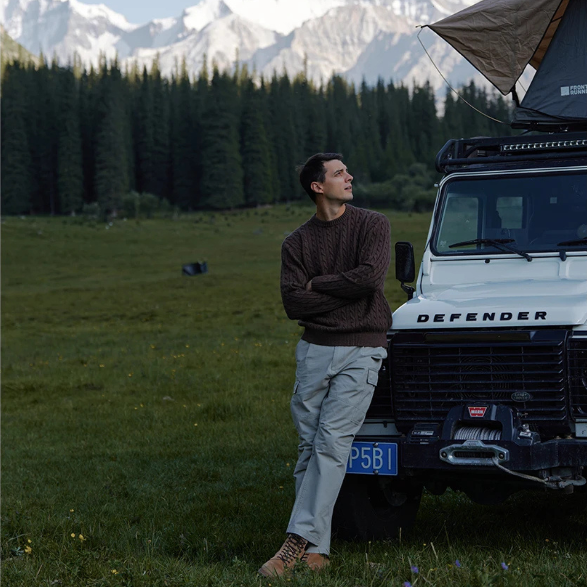 VogeLuxe | Men’s Full-Zip Geometric Knit Jacket 2