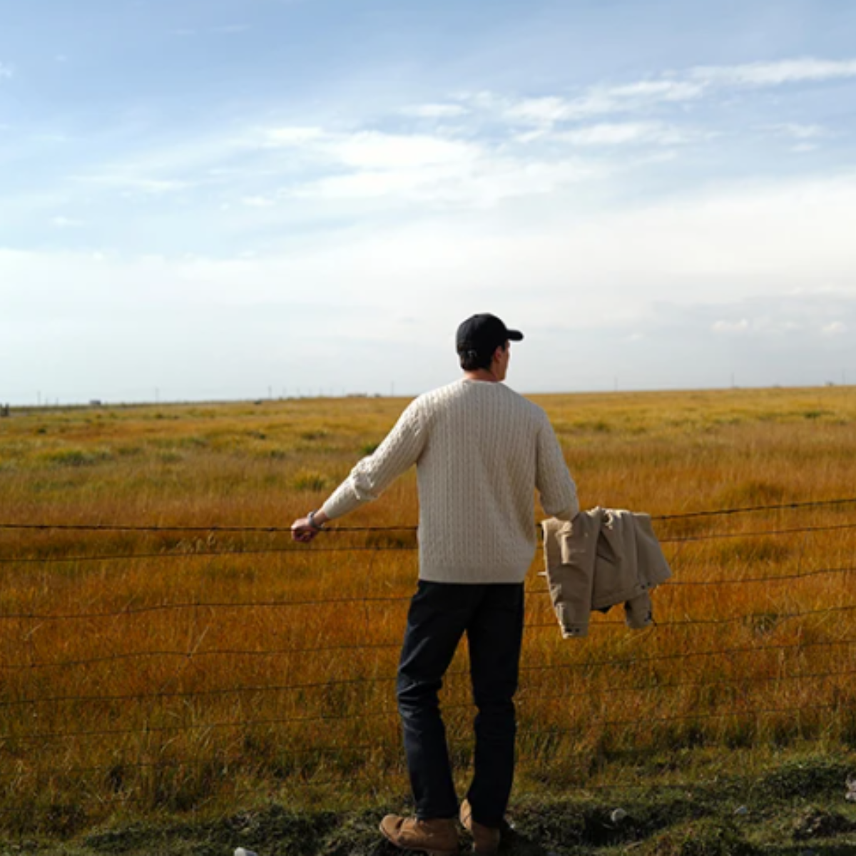 VogeLuxe | Men’s Full-Zip Geometric Knit Jacket 5