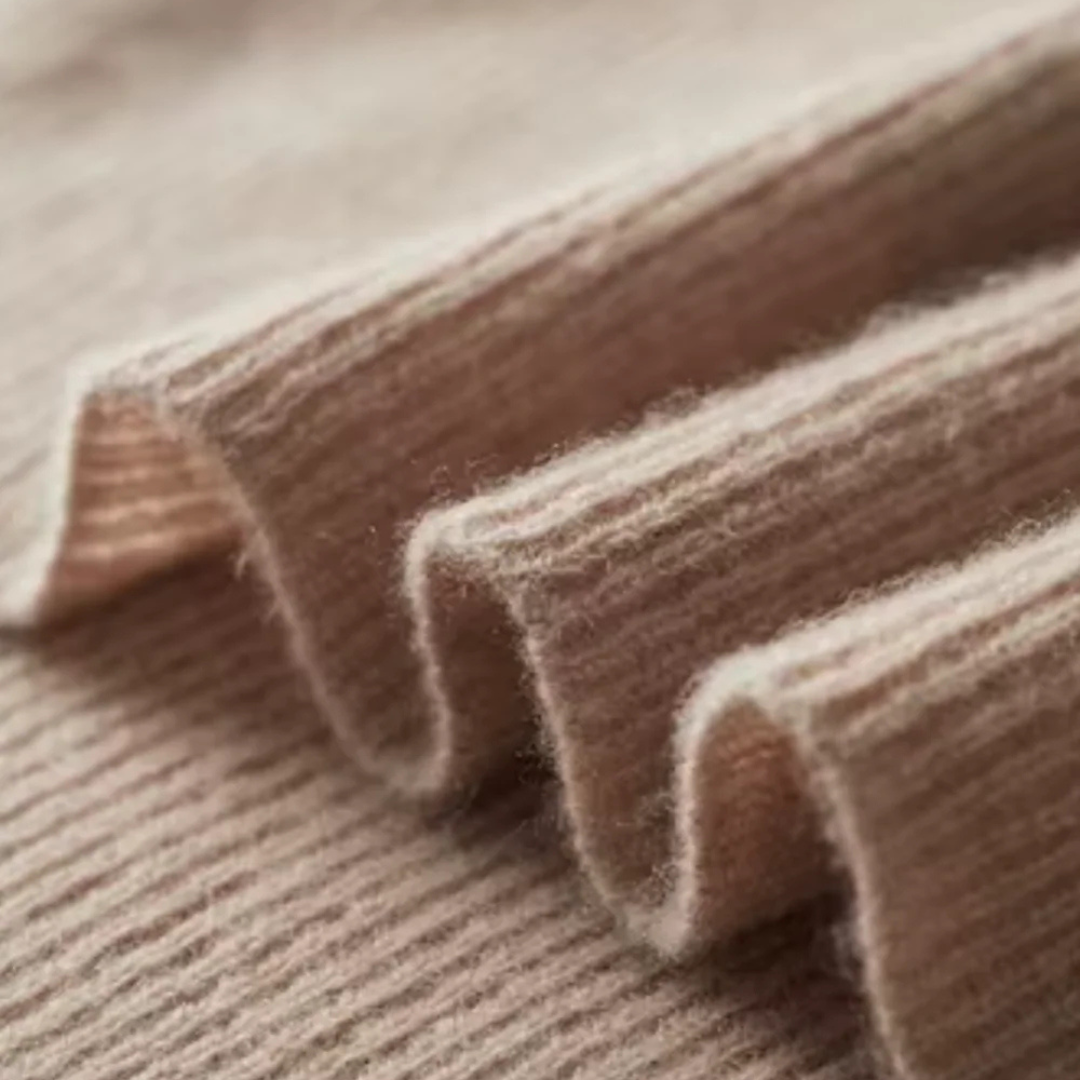 VogeLuxe | Men’s Half-Zip Polo Collar Pullover 5