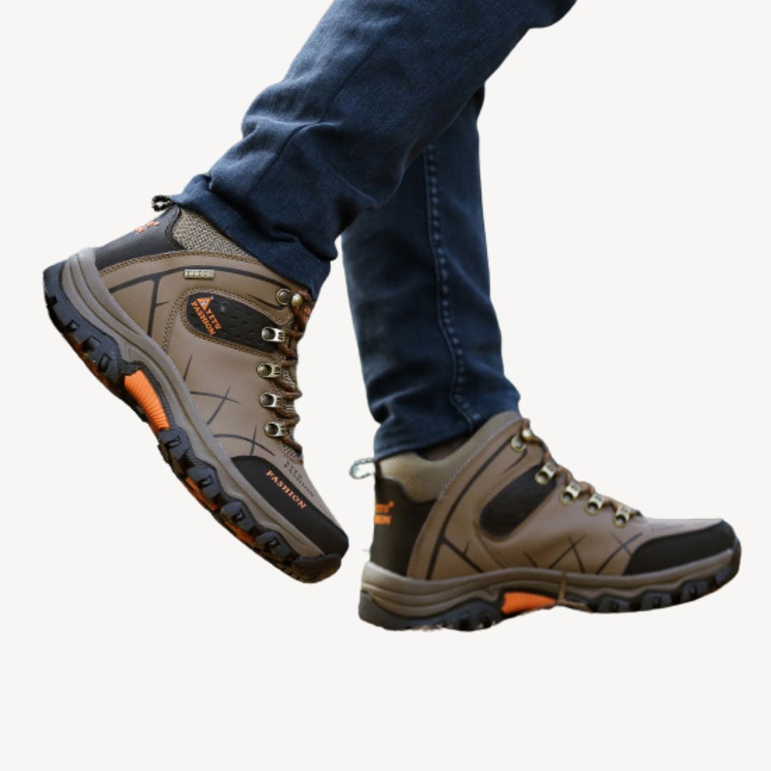 VogeLuxe | Men’s High-Top Outdoor Hiking Boots 1