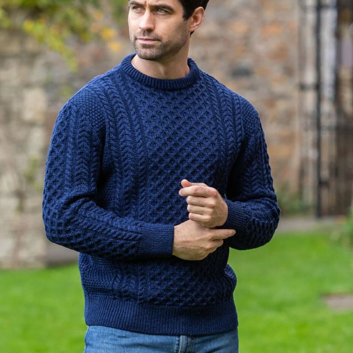 VogeLuxe | Men’s Knit Crewneck Sweater with Cable Knit Details 2