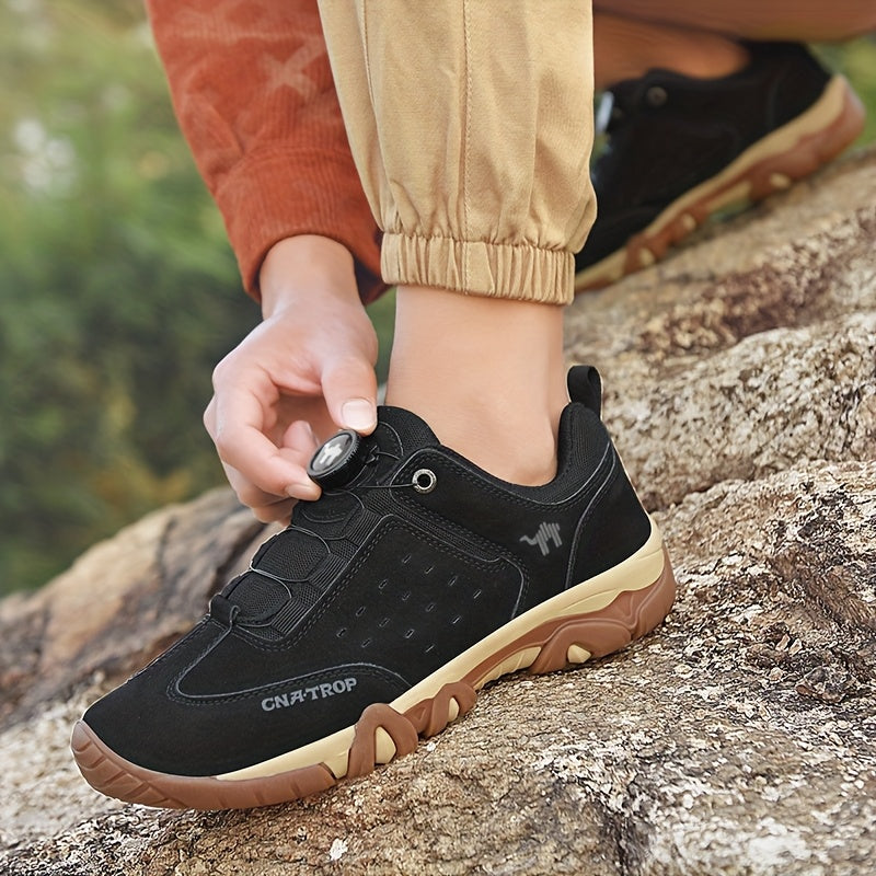 VogeLuxe | Men’s Low-Cut Trail Hiking Shoe with Dial Closure 3