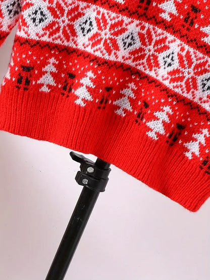 VogeLuxe | Men’s Nordic Reindeer Christmas Sweater 6