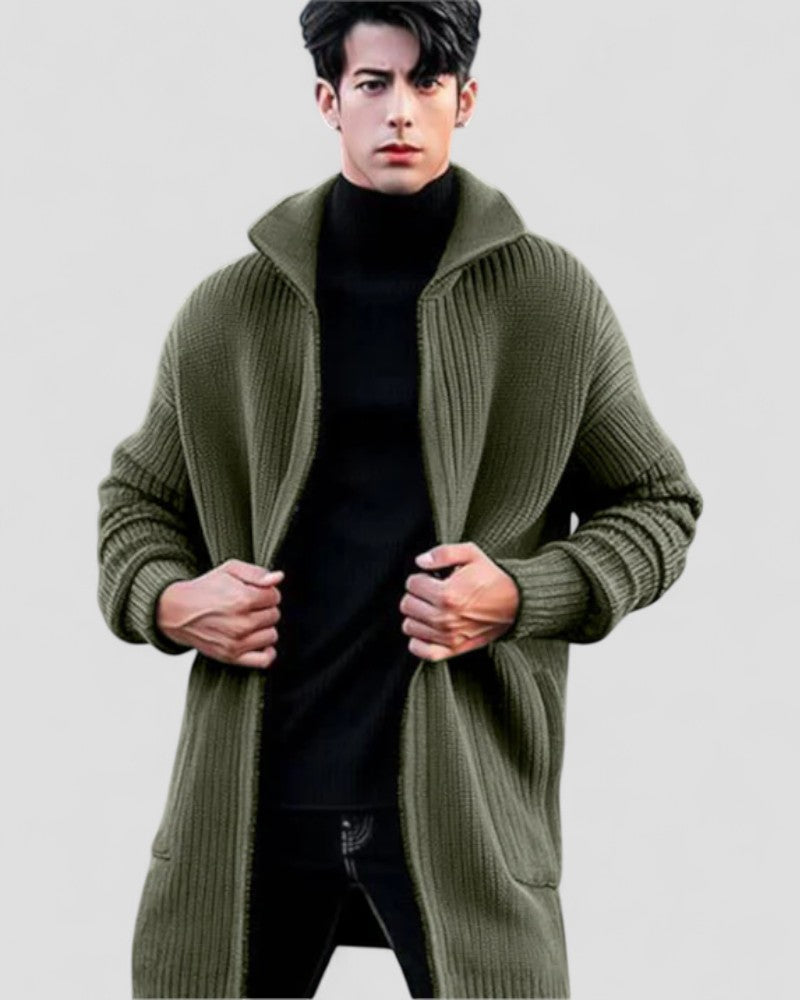 VogeLuxe | Men’s Oversized Chunky Knit Cardigan 1