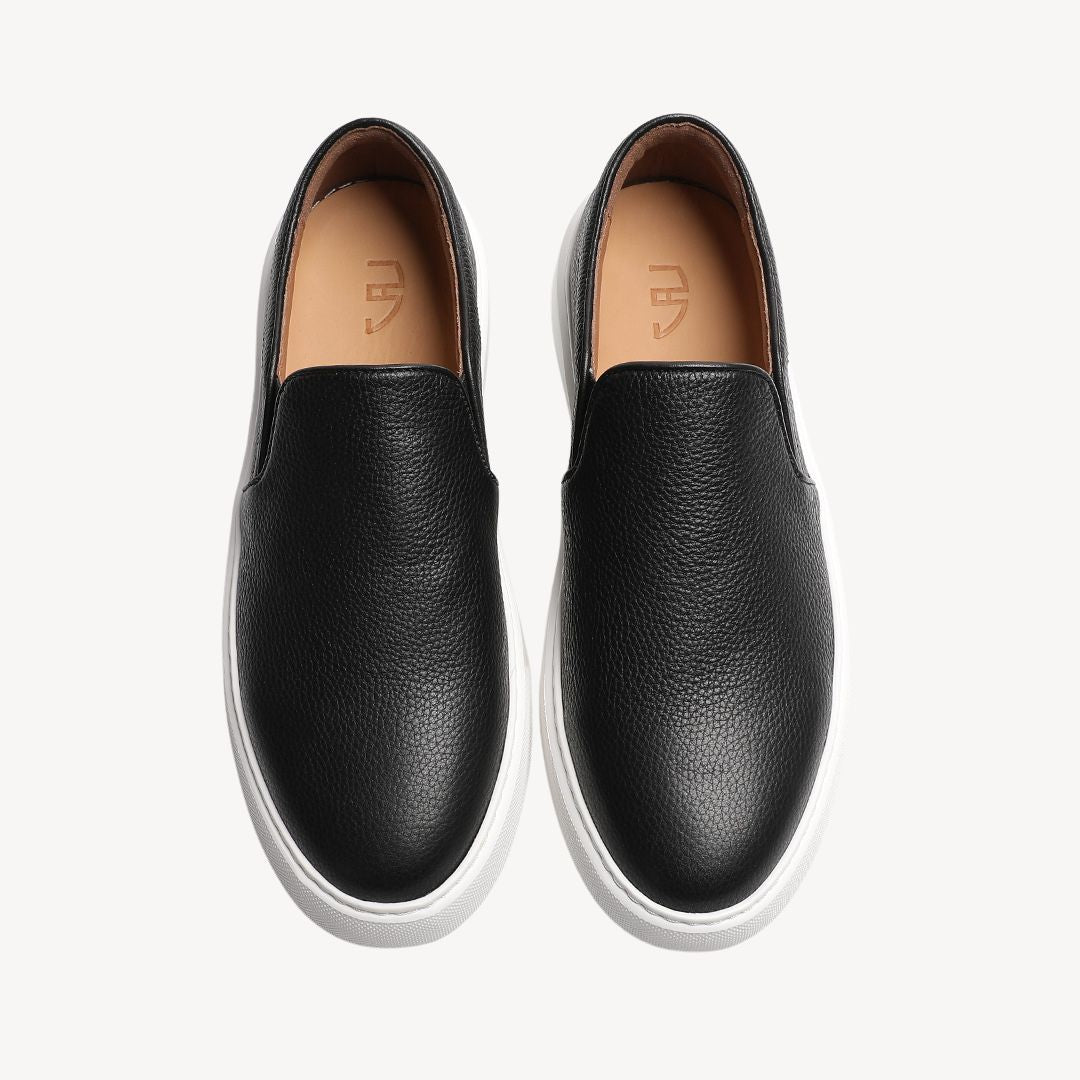 VogeLuxe | Men’s Pebbled Leather Slip-On Sneakers 2