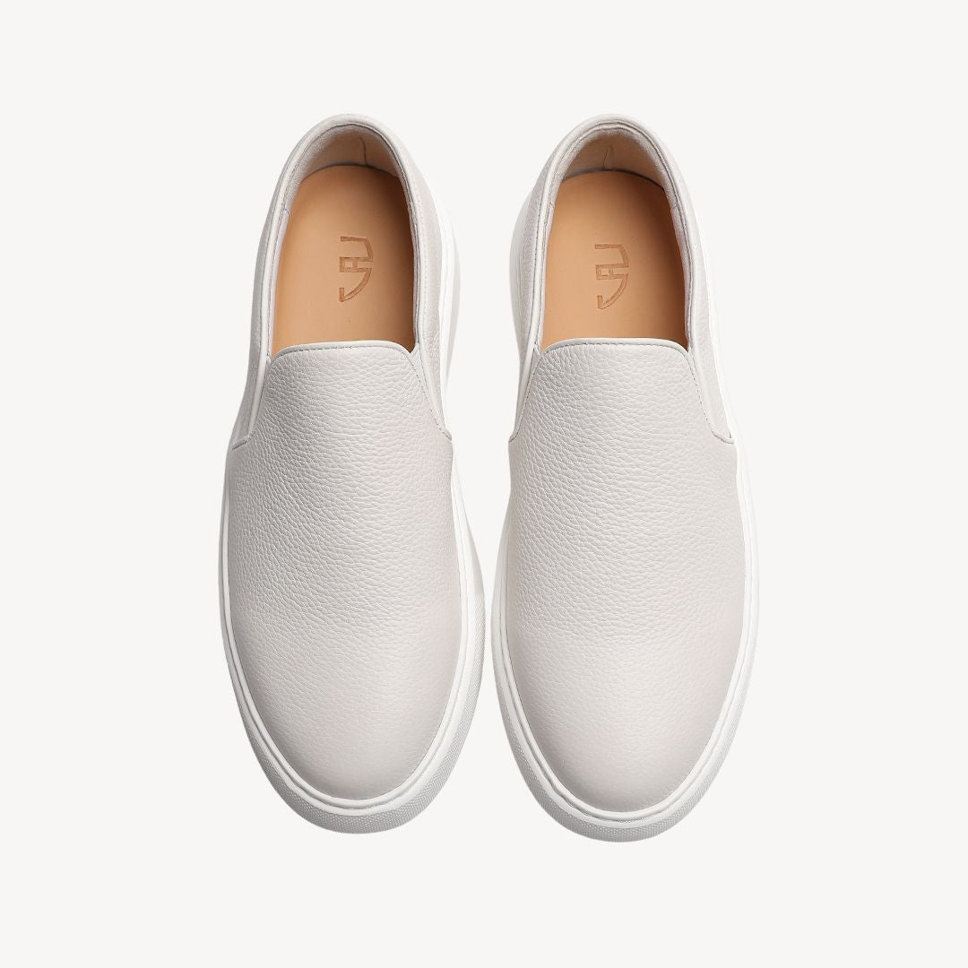 VogeLuxe | Men’s Pebbled Leather Slip-On Sneakers 3