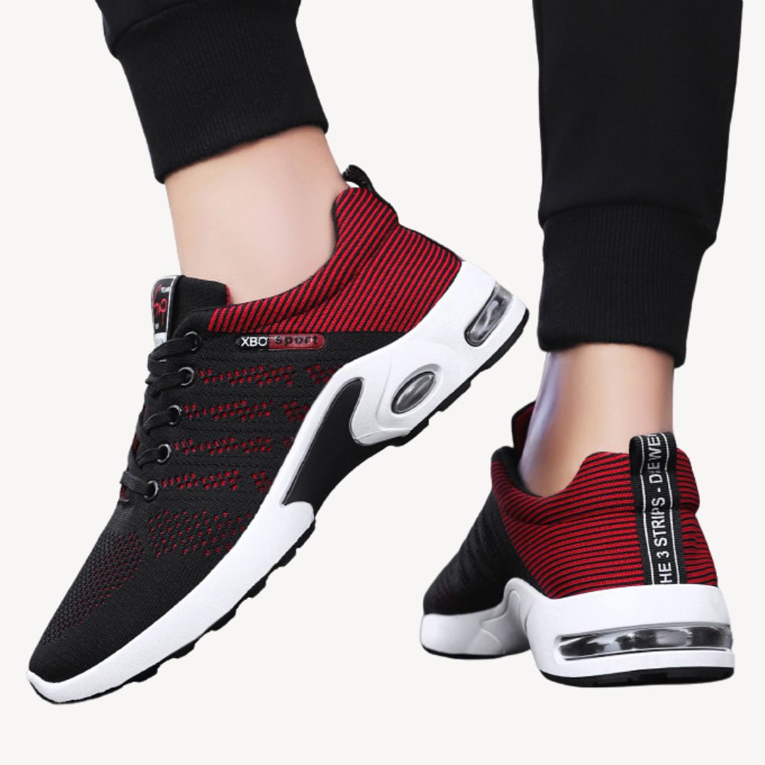 VogeLuxe | Men’s Performance Knit Trainers 1