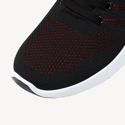 VogeLuxe | Men’s Performance Knit Trainers 2