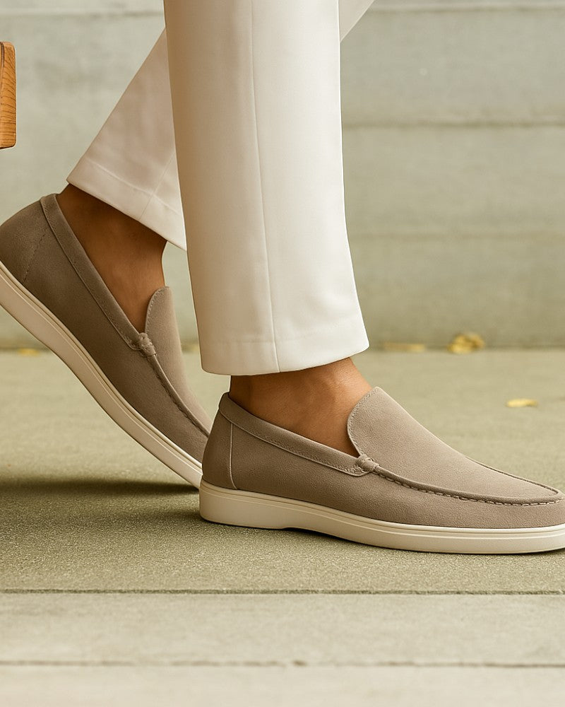 VogeLuxe | Men’s Refined Slip-On Loafers 1