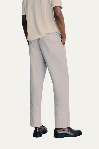 VogeLuxe | Men’s Relaxed-Fit Drawstring Trousers 8