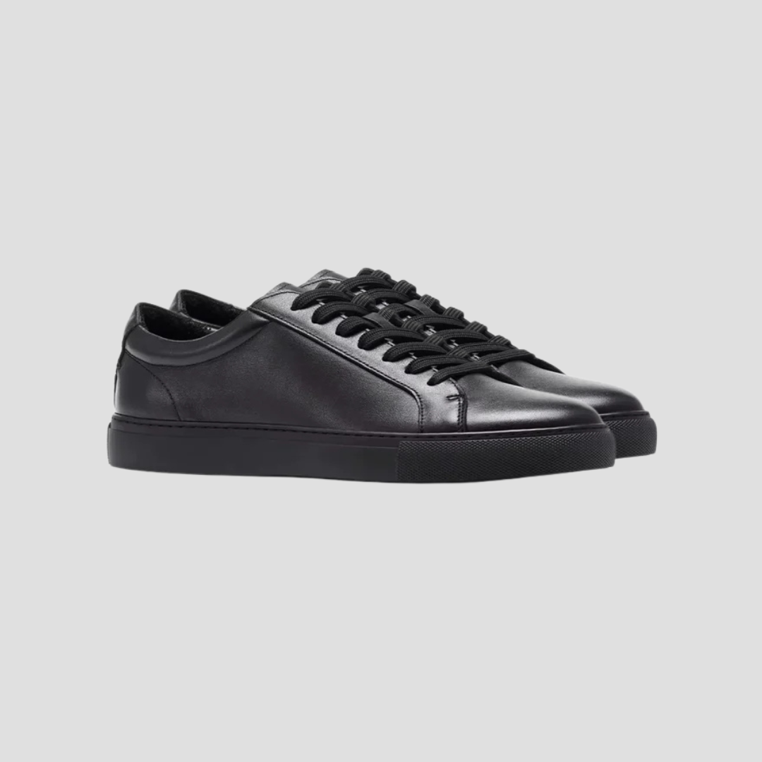 VogeLuxe | Men’s Sleek Low-Top Casual Sneakers 0