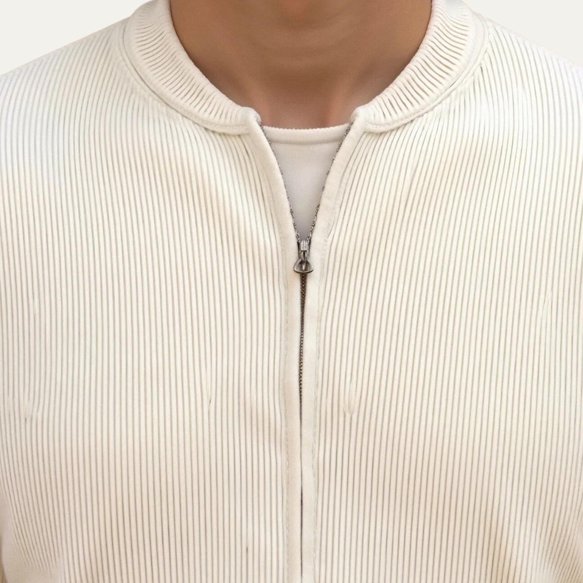 VogeLuxe | Men’s Sleek Ribbed Zip Bomber Sweater 2