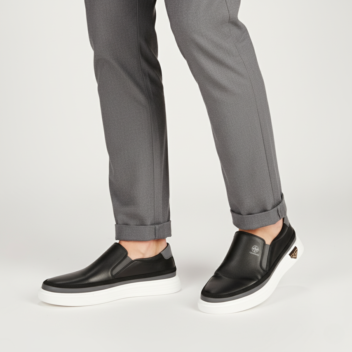 VogeLuxe | Men’s Slip-On Sneaker 4