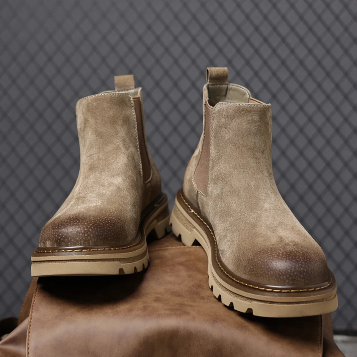 VogeLuxe | Men’s Suede Chelsea Boots 1